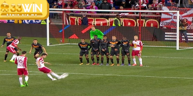 Đá phạt gián tiếp và quy định cụ thể trong môn thể thao Vua 3 Vị trí thực hiện đá phạt gián tiếp trong bóng đá phụ thuộc vào nơi xảy ra lỗi